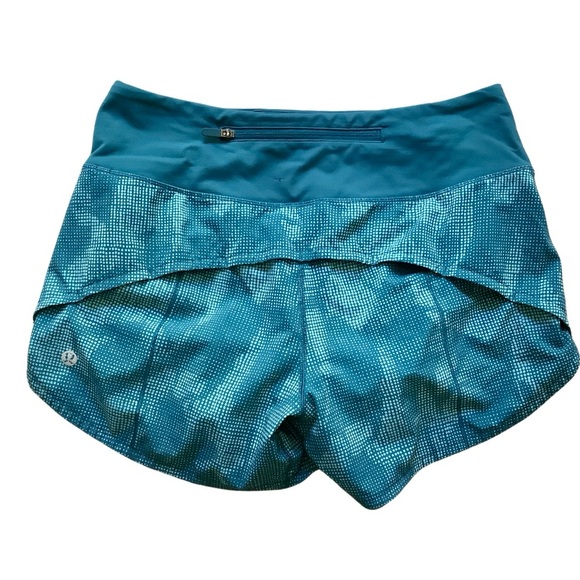 Lululemon Speed Up Shorts 4 Tall - Picture 3 of 13